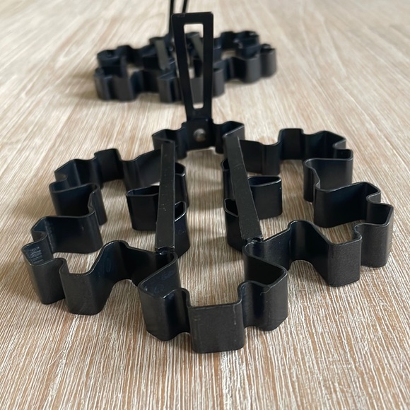 ❄️ 🥞 Snowflake Pancake Mold  🥞 ❄️ - Picture 3 of 3